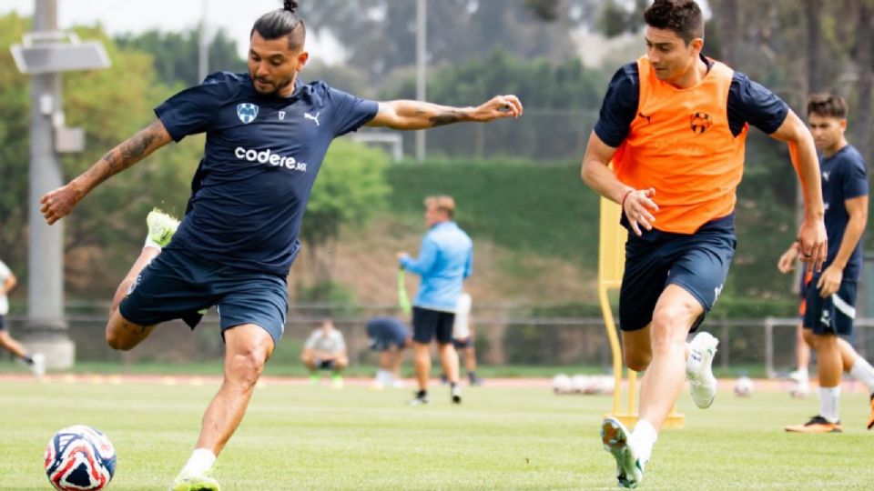 El equipo regio tuvo que cambiar de sede en Los Ángeles por el mal estado de la cancha