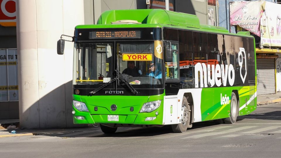 Disminuye 12.7% uso del transporte público en Nuevo León: INEGI