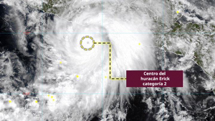 Huracán Erick se intensifica a categoría 2; se acerca a Oaxaca y Guerrero