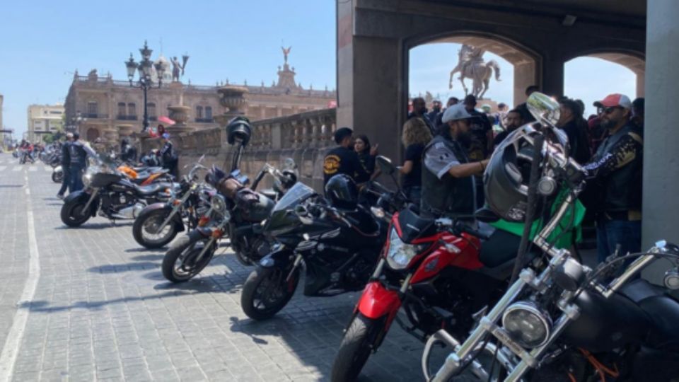 Motociclistas en Monterrey.