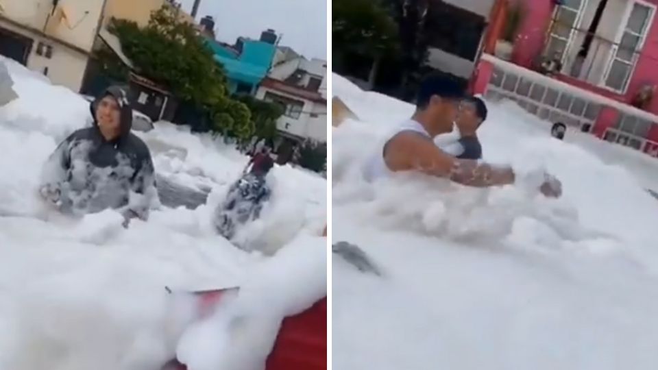 Personas se meten a jugar a espuma en calles de Naucalpan