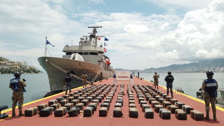 Asegura Marina semisumergible con más de tres toneladas de cocaína