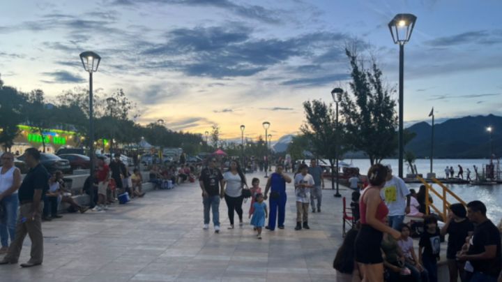 Pese a lluvia, regios disfrutan del último domingo de junio en la presa La Boca