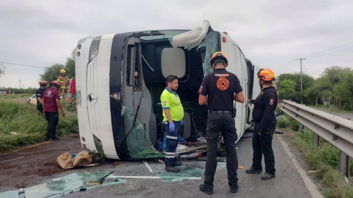 Reabren Carretera Nacional tras accidente donde murieron 11 personas en Hualahuises