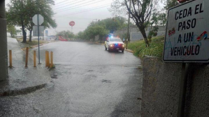 Monterrey realiza estos cierres viales por fuertes lluvias