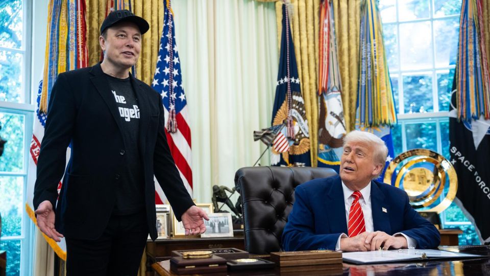 Donald Trump (d), y Elon Musk asisten a una conferencia de prensa en la Oficina Oval de la Casa Blanca | EFE/EPA/FRANCIS CHUNG / POOL