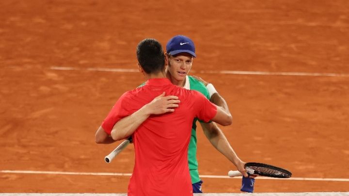 Sinner derrota a Djokovic y enfrentará a Alcaraz por el título de Roland Garros