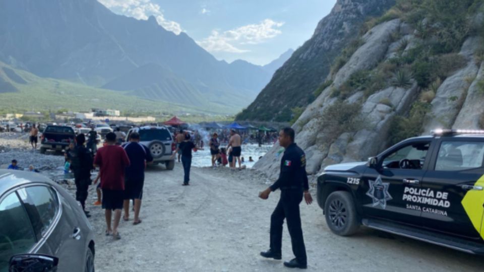 Al lugar llegaron elementos de la policía de Santa Catarina.