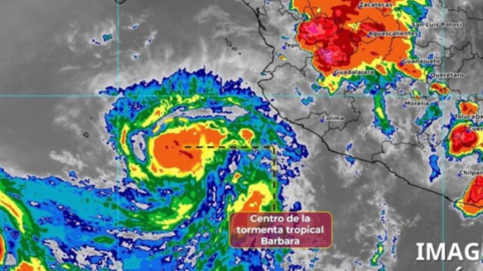 Imagen satelital de la tormenta tropical Barbara.