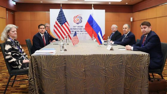 EU y Rusia hablan sobre solución a las crisis en Ucrania, Irán y Siria
