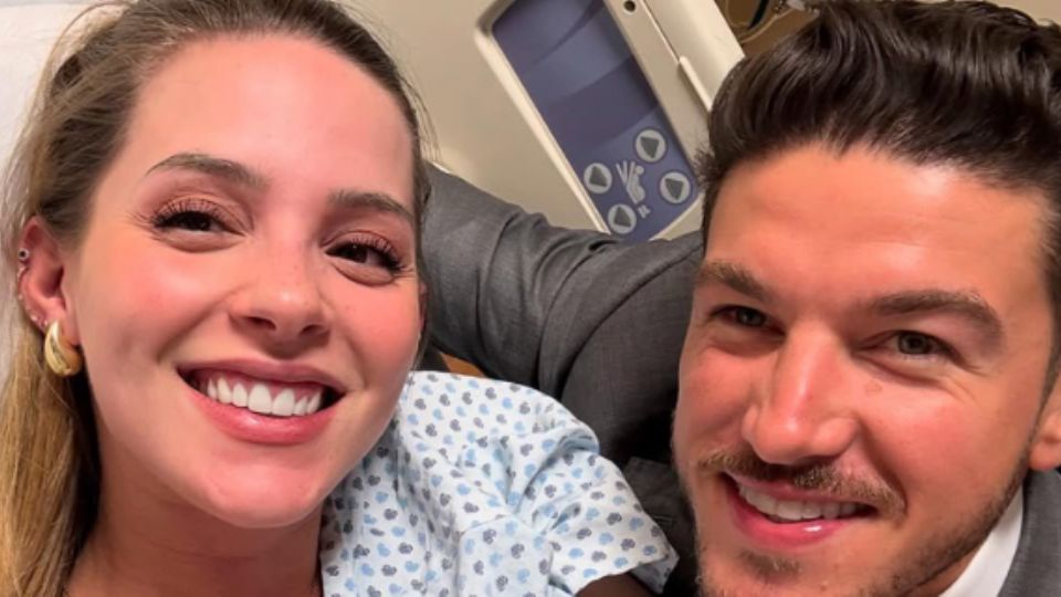 Mariana Rodríguez y Samuel García horas antes del nacimiento de su bebé.
