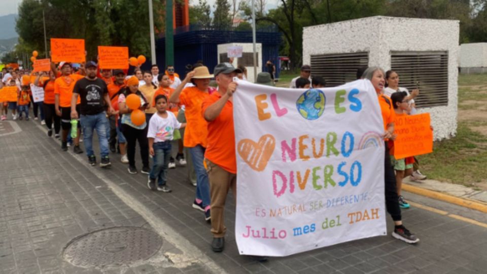 Marcha por el Día Internacional del Trastorno por Déficit de Atención e Hiperactividad (TDAH).