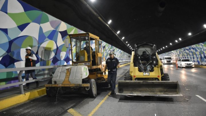Monterrey y San Pedro inician recarpeteo en el Túnel de la Loma Larga