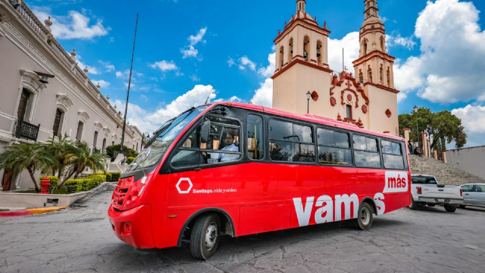 Santiago lanza 'Vamos Más' el primer servicio de transporte gratuito