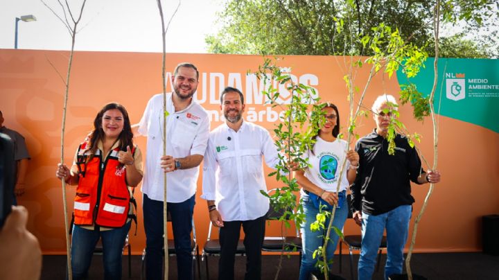 Refuerza NL arborización con programa 'Ayudamos con Más Árboles'