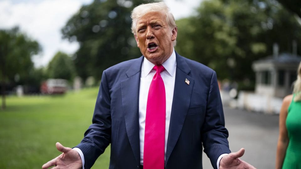 Trump califica de 'falsa' la supuesta carta a Epstein publicada por The Wall Street Journal.