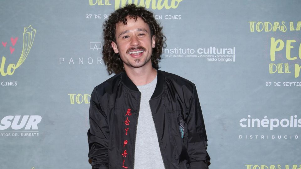 Luisito Comunica se disculpa tras polémica en marcha contra la gentrificación en CDMX.