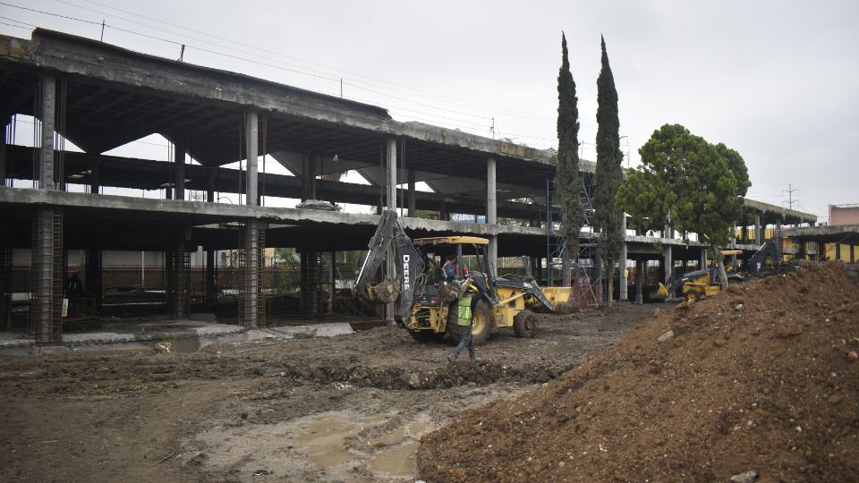 Obras en el edificio de la Clínica 15 del IMSS