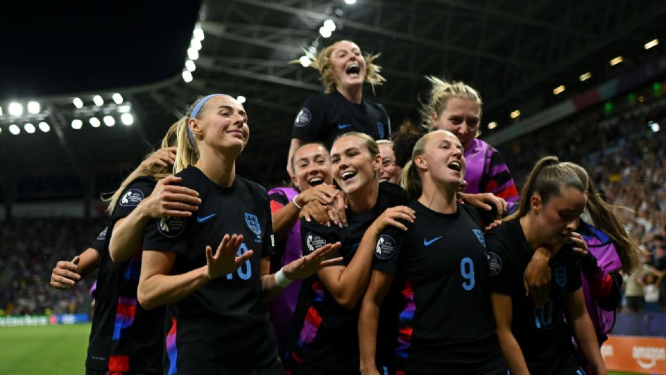 Michelle Agyemang y Chloe Kelly marcaron en los momentos más agónicos para mantener vivo el sueño inglés en la Eurocopa de Suiza.
