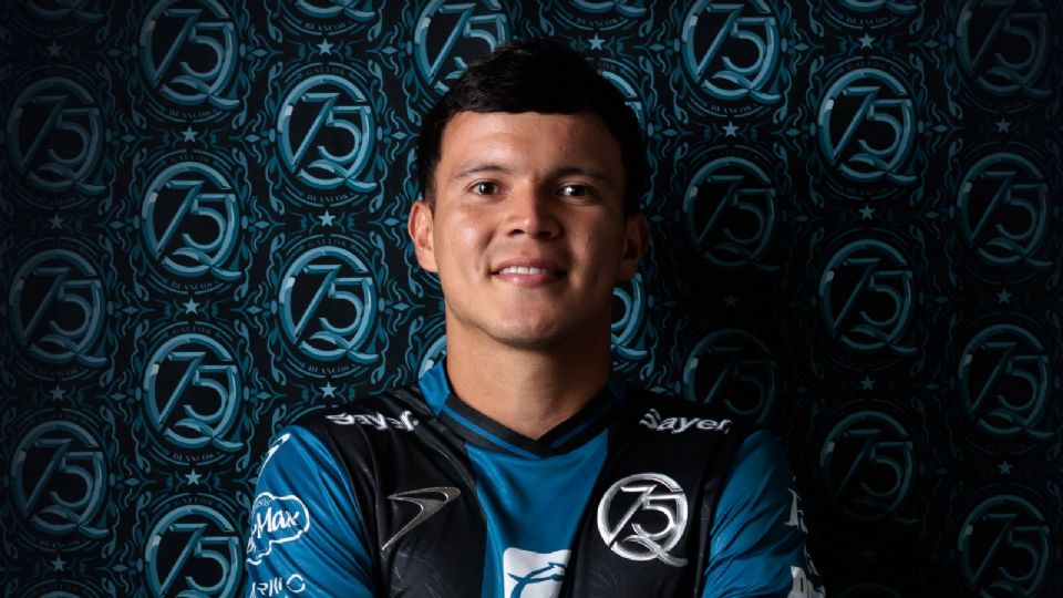 El delantero Ali Ávila no entró en los planes de Domènec Torrent en Rayados y ahora buscará una nueva oportunidad en Querétaro.