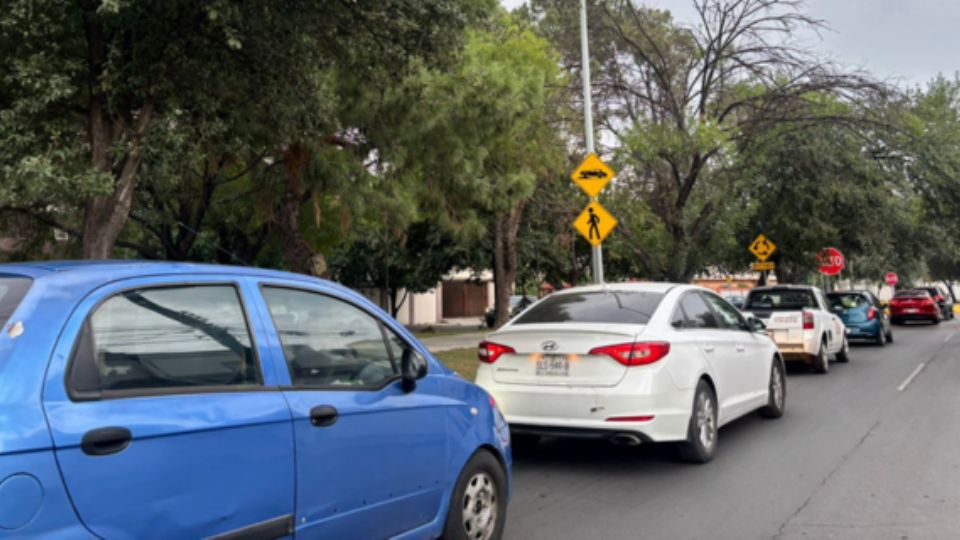 Vehículos estacionados.