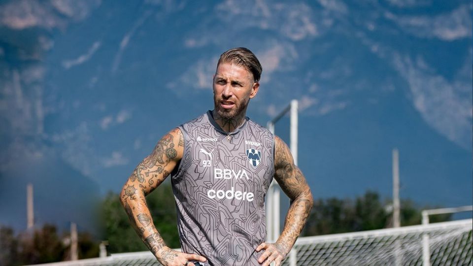 El defensa español podría ver actividad en la Jornada 3 ante Atlas