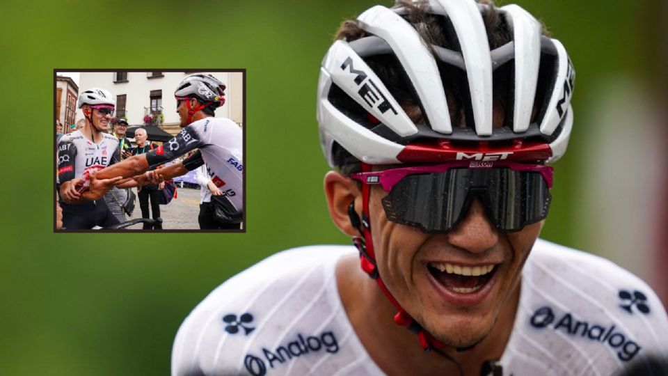 Igor Arrieta alza los brazos tras cruzar la meta; Isaac del Toro lo acompaña en un gesto de nobleza deportiva.