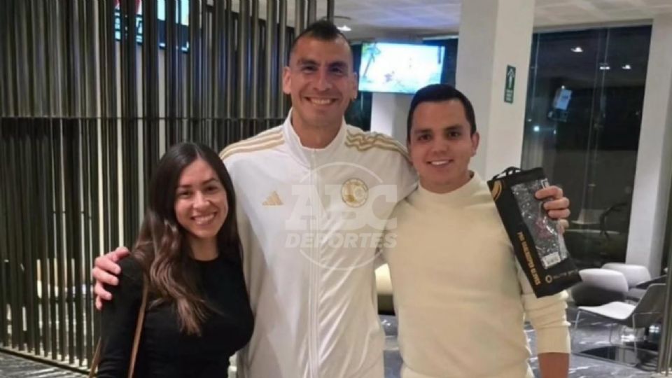 El ‘Patón’ motivará a jóvenes en Metepec con historias de futbol y superación.