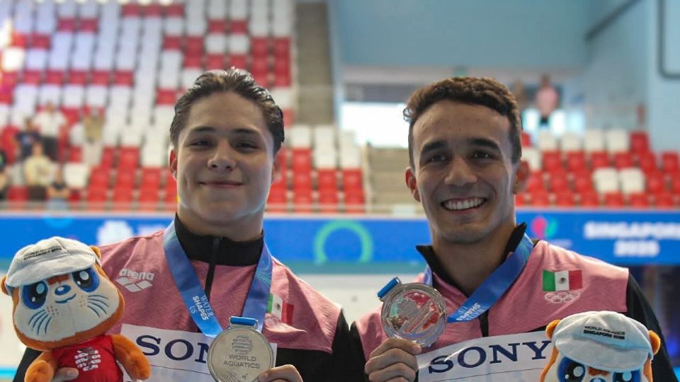 Osmar Olvera y Juan Manuel Celaya ganaron la medalla de plata en la prueba de clavados sincronizados en trampolín de 3 metros
