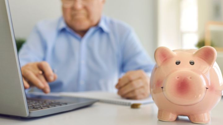 Pensión IMSS: ¿Cuánto te toca de dinero si te retiras a los 62 años con la Ley 73?