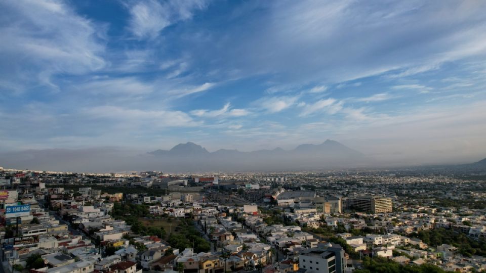 Clima en Monterrey: Jueves 31 de julio caluroso con máxima de 37°C.