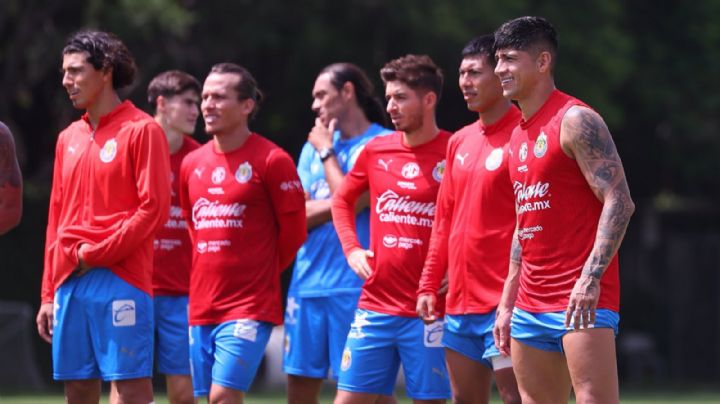 Chivas se renueva para el Apertura 2025: altas, bajas y rumores