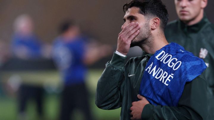 Pedro Neto rinde emotivo homenaje a Diogo Jota antes del duelo Chelsea vs Palmeiras