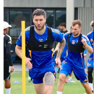 Tigres arranca la semana con futbol; Gignac lidera al equipo ganador