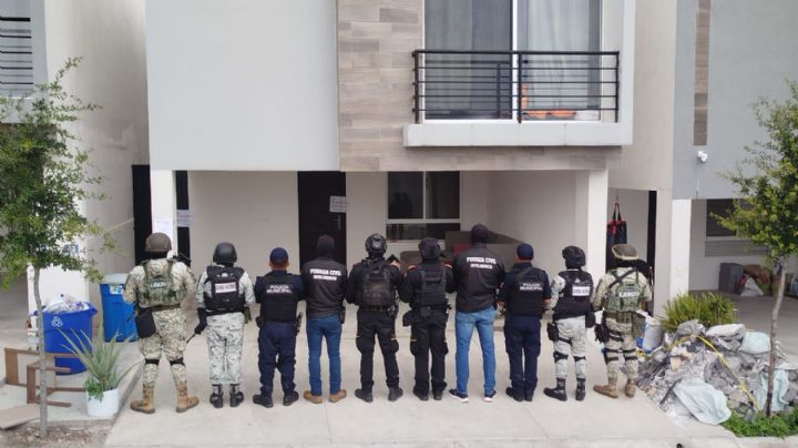 Catean casa en fraccionamiento de Escobedo y encuentran 164 paquetes de droga