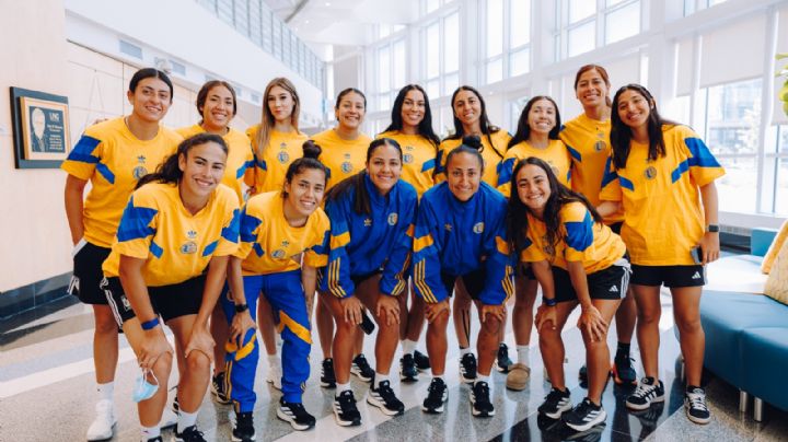 Tigres Femenil visita Hospital Infantil en Carolina del Norte y regala alegría a niños pacientes