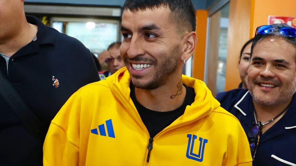 Tras unas breves vacaciones, Ángel Correa ya está en Monterrey para integrarse a Tigres.