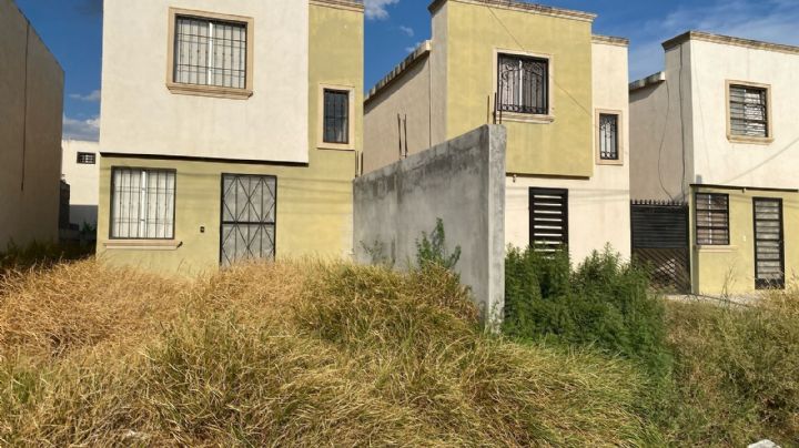 Acuerda Manuel Guerra Cavazos con Infonavit recuperar casas abandonadas en García