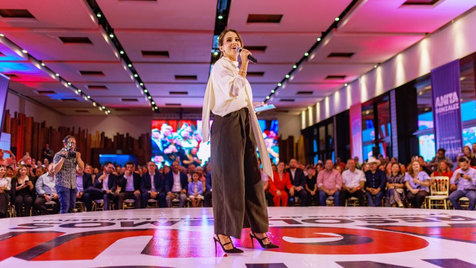 Lorena de la Garza, diputada del PRI