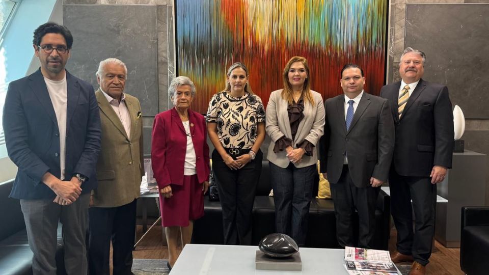 Reunión entre abogados y presidenta del Tribunal Superior de Justicia