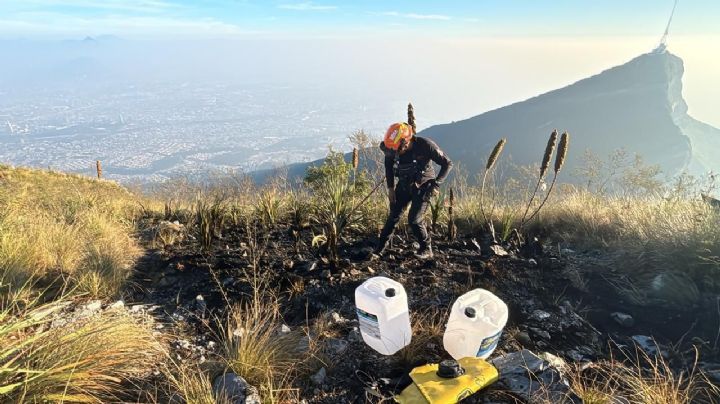 Sofocan incendio en Pico Norte del Cerro de la Silla en Guadalupe