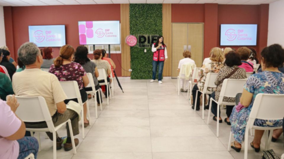 Elizabeth Galicia Ruiz, titular del DIF de Santa Catarina.