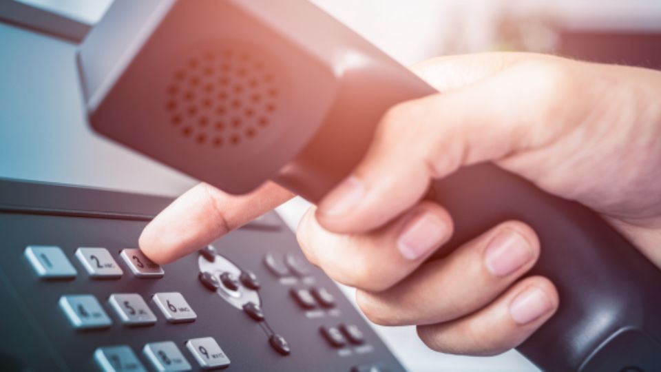 Extorsión telefónica (representación).