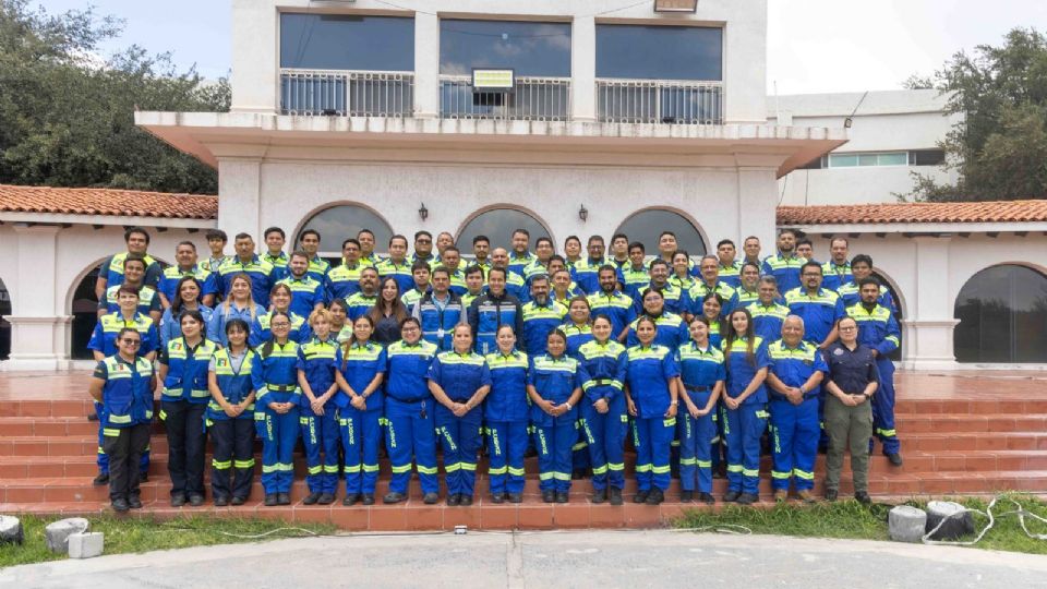 Alcalde de San Nicolás anuncia mejoras salariales para Bomberos.