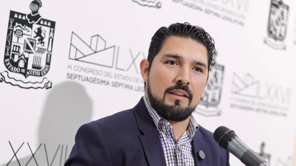 PRI plantea ampliar beneficios a compañías que den espacios a estudiantes.