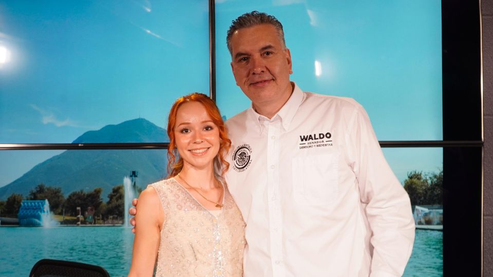 Waldo Fernández junto a la joven Alena Kharissova | Especial 
