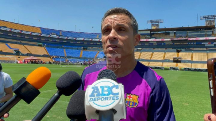 Sergi Barjuán resalta que lo importante es el espectáculo en la visita de Barça Legends a Monterrey