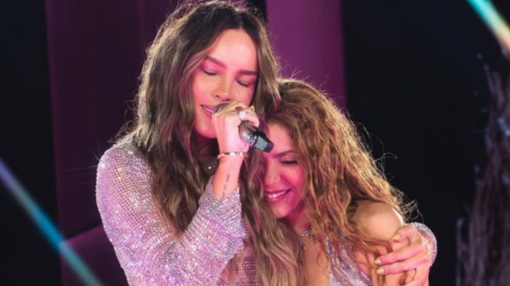 Shakira y Belinda cantan juntas 'Día de Enero' en CDMX