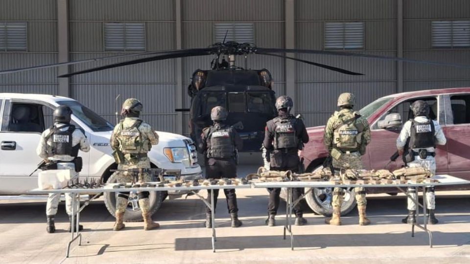 Decomisan equipo táctico y vehículos ligados a grupo criminal en Mina, NL.