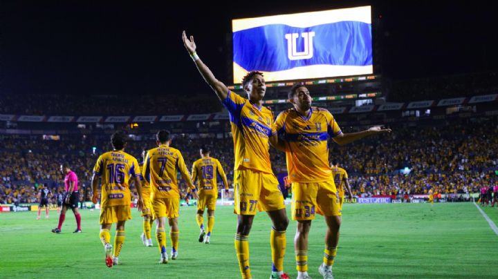Revive la 'fiesta' de Tigres en el Volcán para golear por 7-0 al Puebla en su regreso a la Liga MX